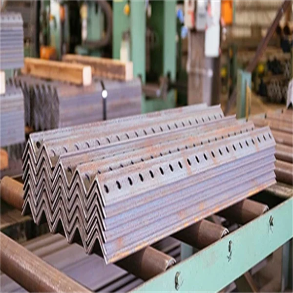 Fordele ved Angle Steel's unikke ydelse og brede anvendelse